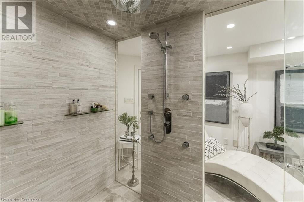 90 Ridge Road WGrimsby, Ontario  L3M 4E7 - Photo 43 - 40667476