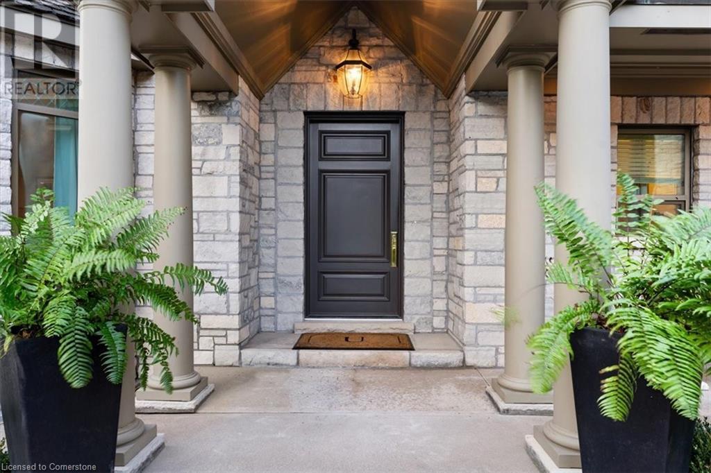 90 Ridge Road WGrimsby, Ontario  L3M 4E7 - Photo 9 - 40667476