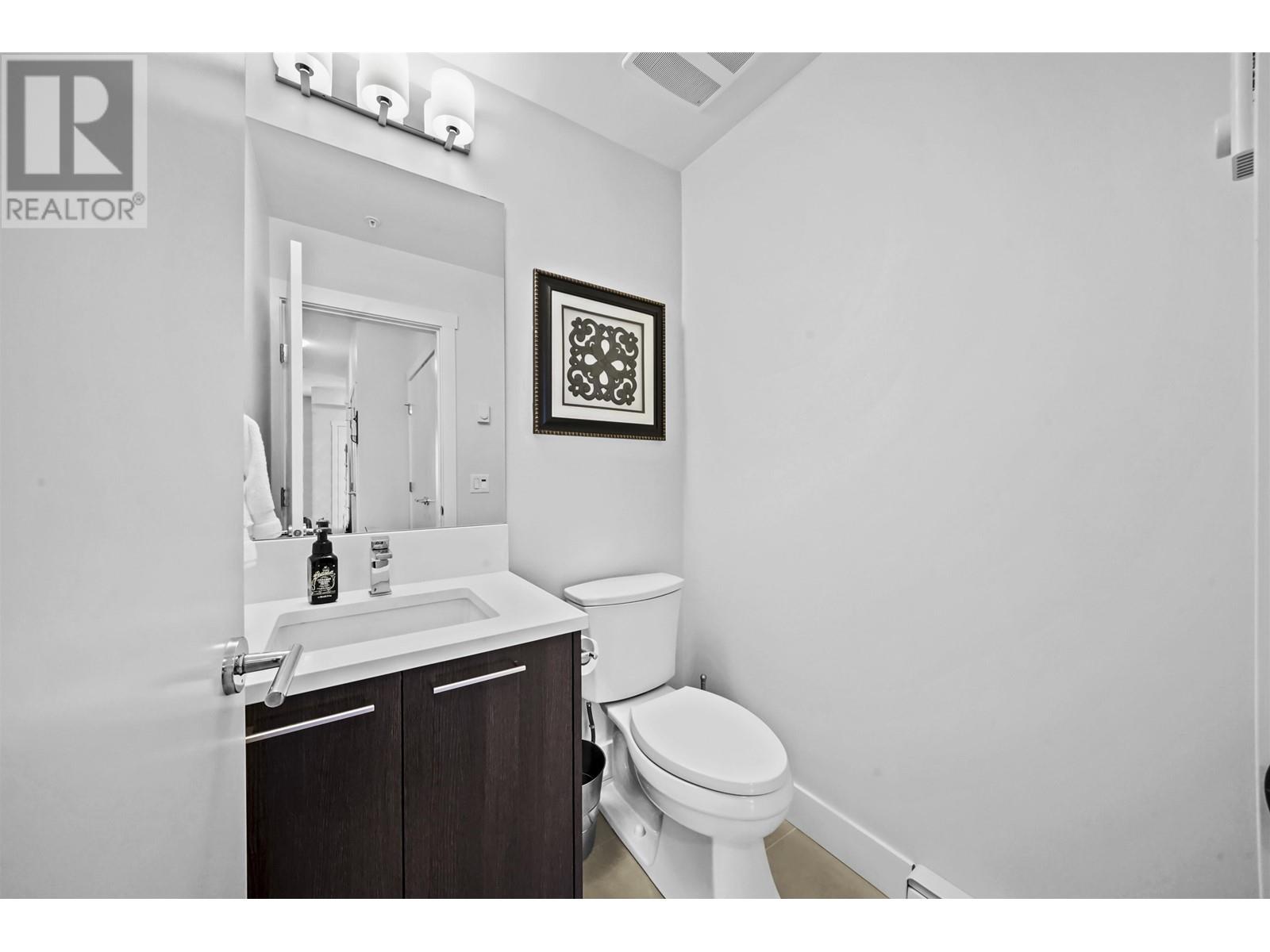 210 7180 Barnet Road, Burnaby, British Columbia  V5A 1C8 - Photo 10 - R2937952