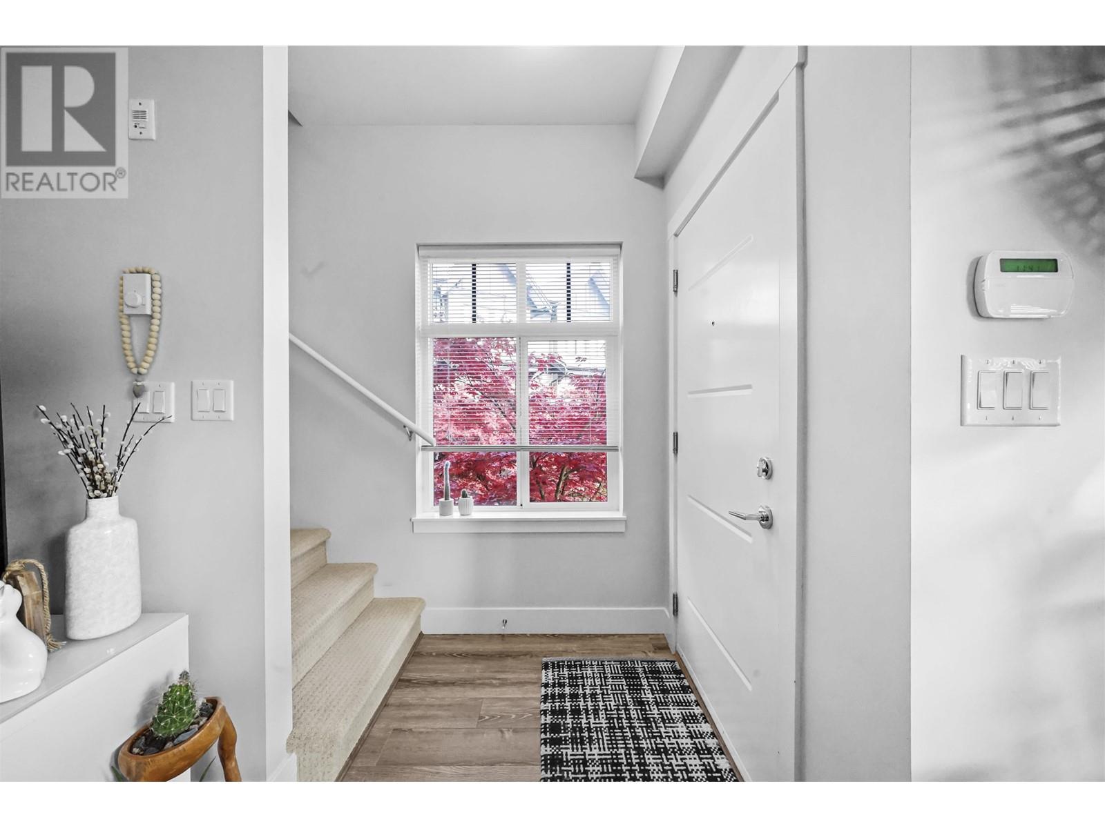 210 7180 Barnet Road, Burnaby, British Columbia  V5A 1C8 - Photo 11 - R2937952