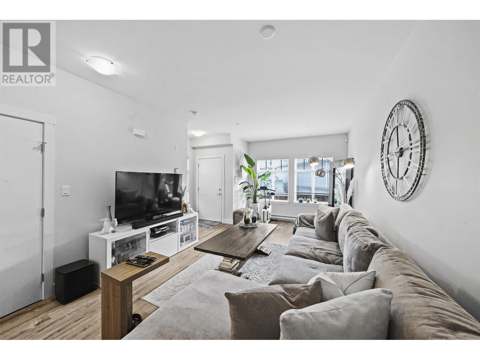 210 7180 Barnet Road, Burnaby, British Columbia  V5A 1C8 - Photo 8 - R2937952