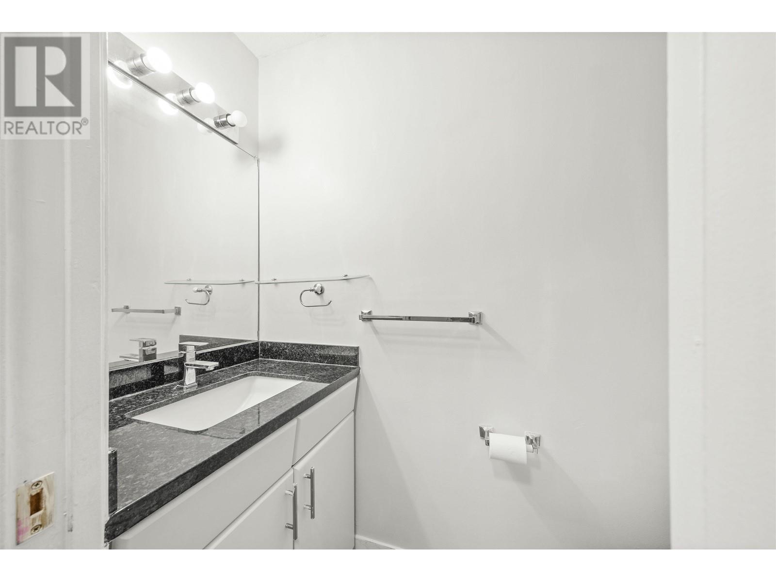 108 3683 Wellington Avenue, Vancouver, British Columbia  V5R 4Z5 - Photo 11 - R2937982