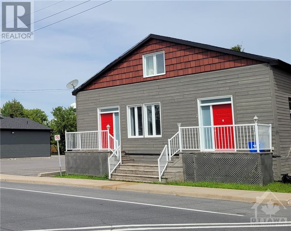 4559 STE CATHERINE STREET St Isidore