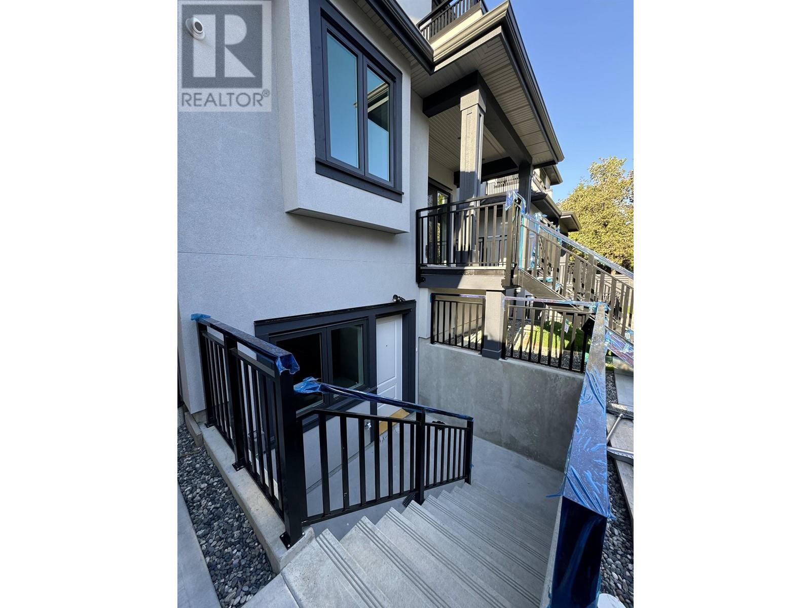 B 3808 W 17th Avenue, Vancouver, British Columbia  V6S 1A9 - Photo 2 - R2928633