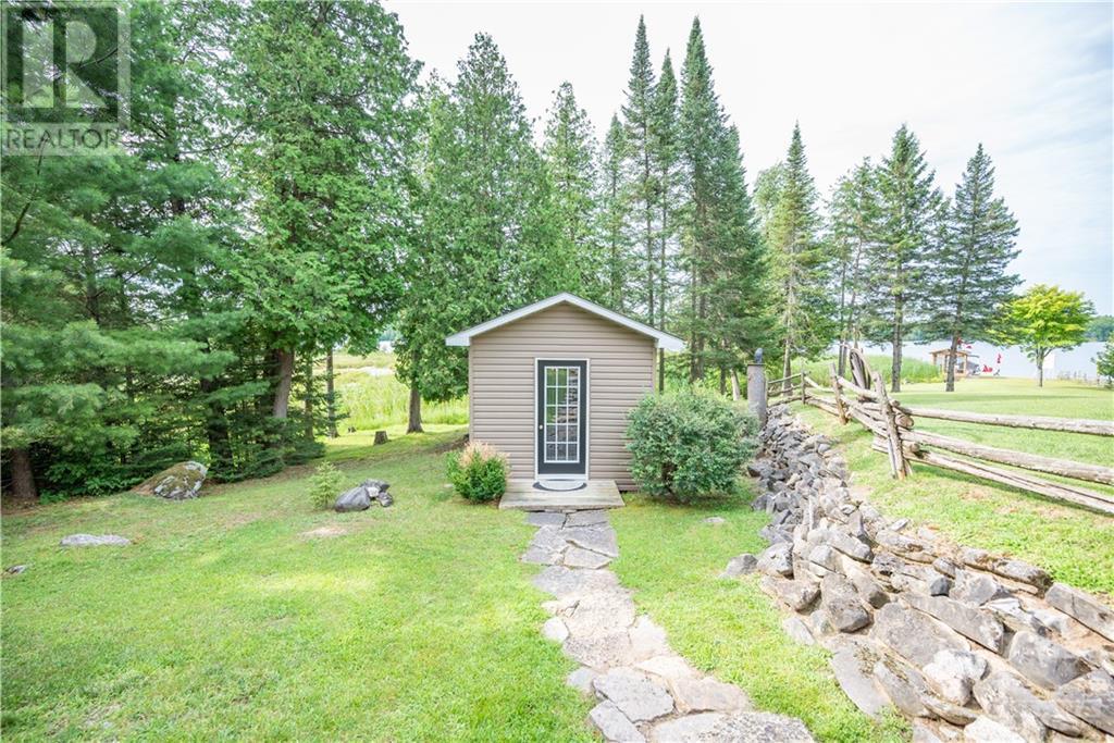 259 3 Mile, Lanark Highlands, Ontario  K0A 3L0 - Photo 18 - X9523892