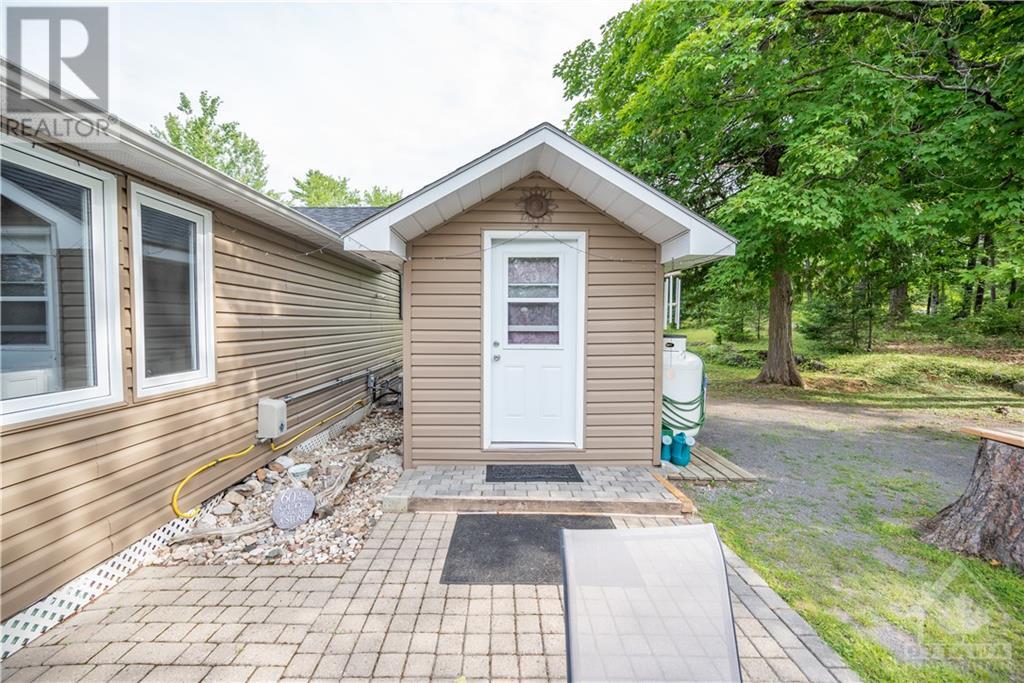 259 3 Mile, Lanark Highlands, Ontario  K0A 3L0 - Photo 22 - X9523892