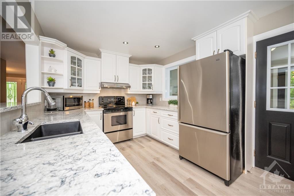 259 3 Mile, Lanark Highlands, Ontario  K0A 3L0 - Photo 7 - X9523892