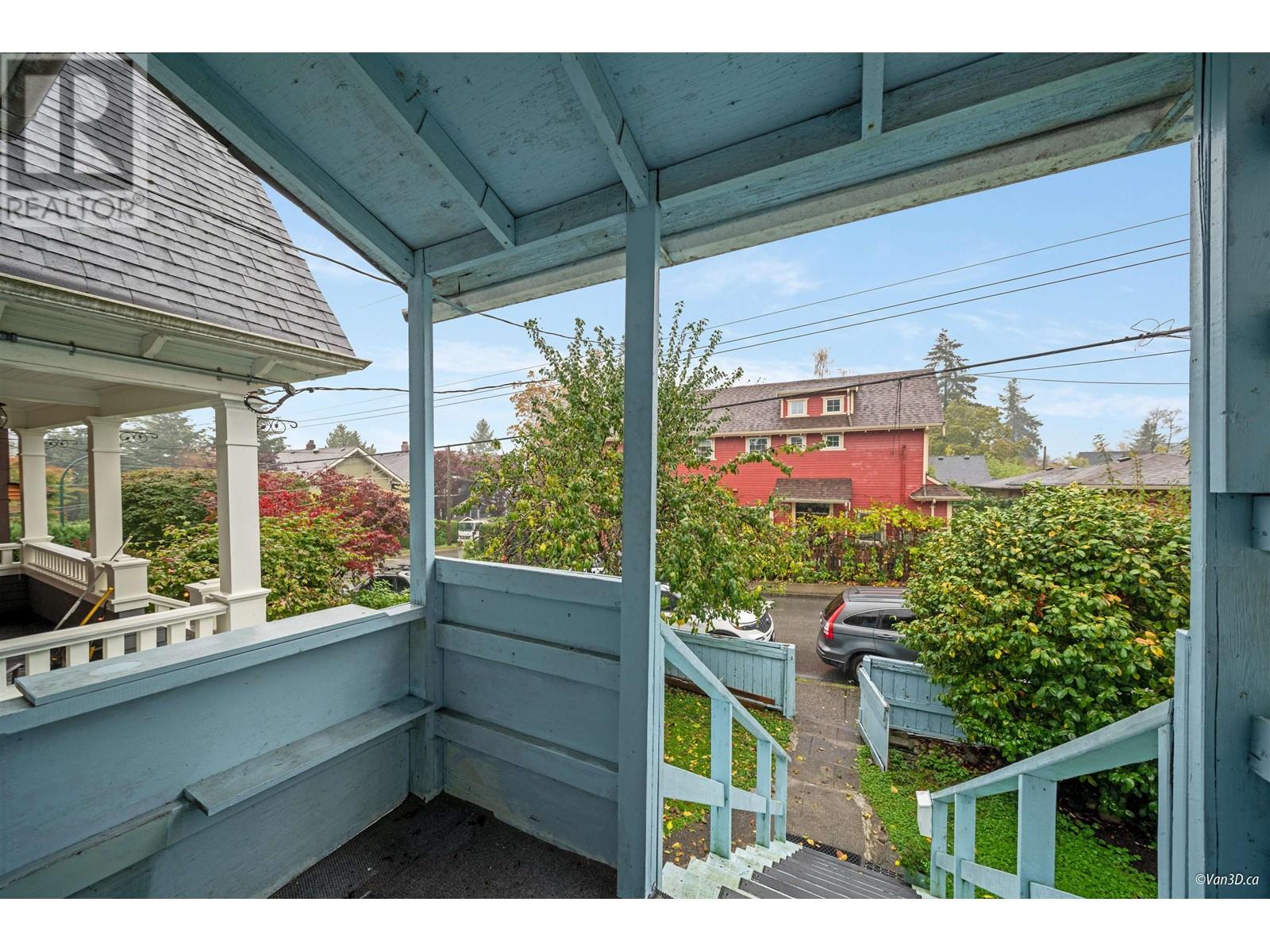 Property at 2022 WILLIAM STREET image 4