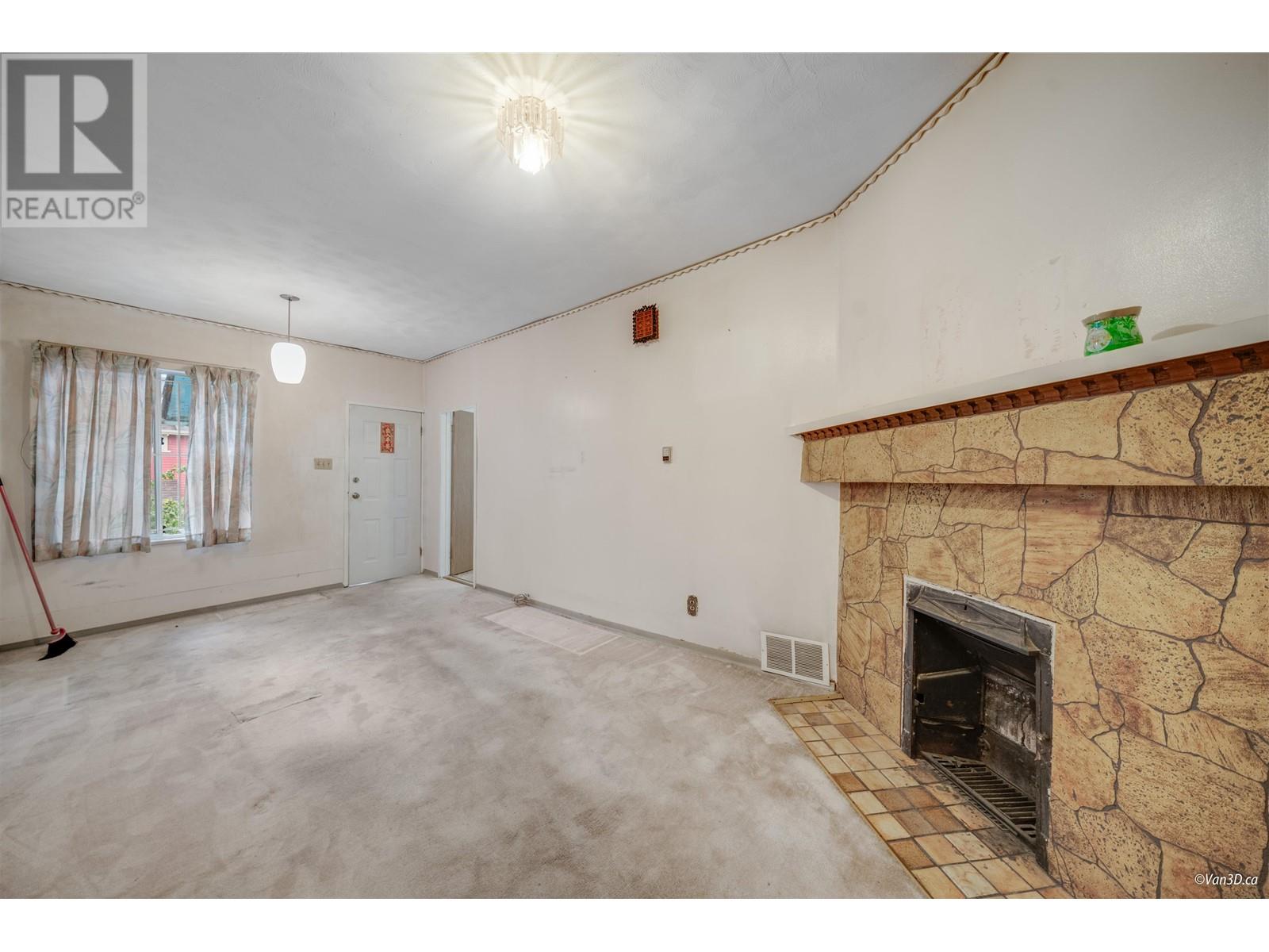 2022 William Street, Vancouver, British Columbia  V5L 2X6 - Photo 6 - R2937968
