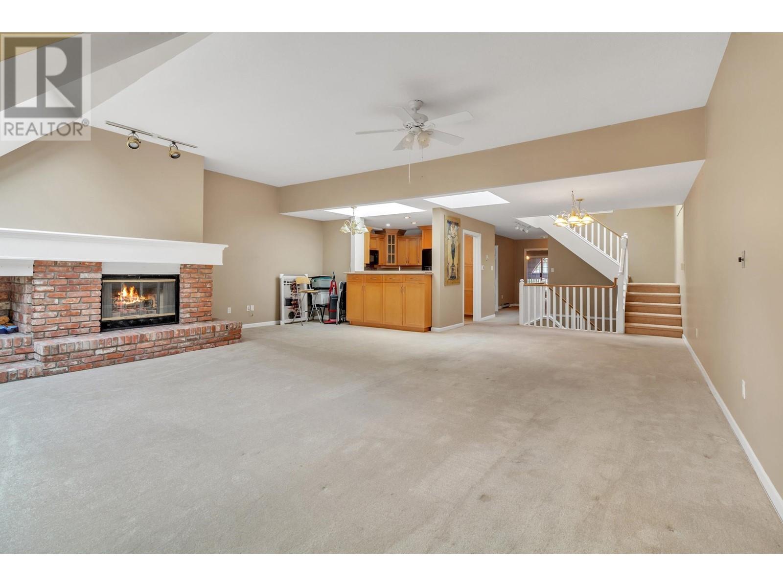 20 3980 Canada Way, Burnaby, British Columbia  V5G 1G7 - Photo 18 - R2938065