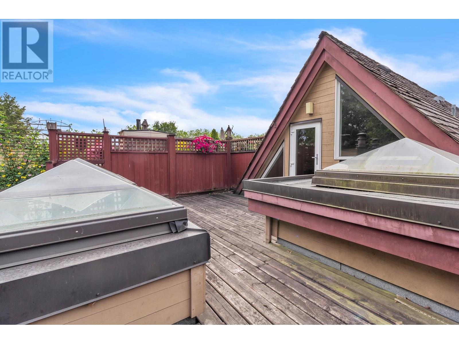 20 3980 Canada Way, Burnaby, British Columbia  V5G 1G7 - Photo 28 - R2938065