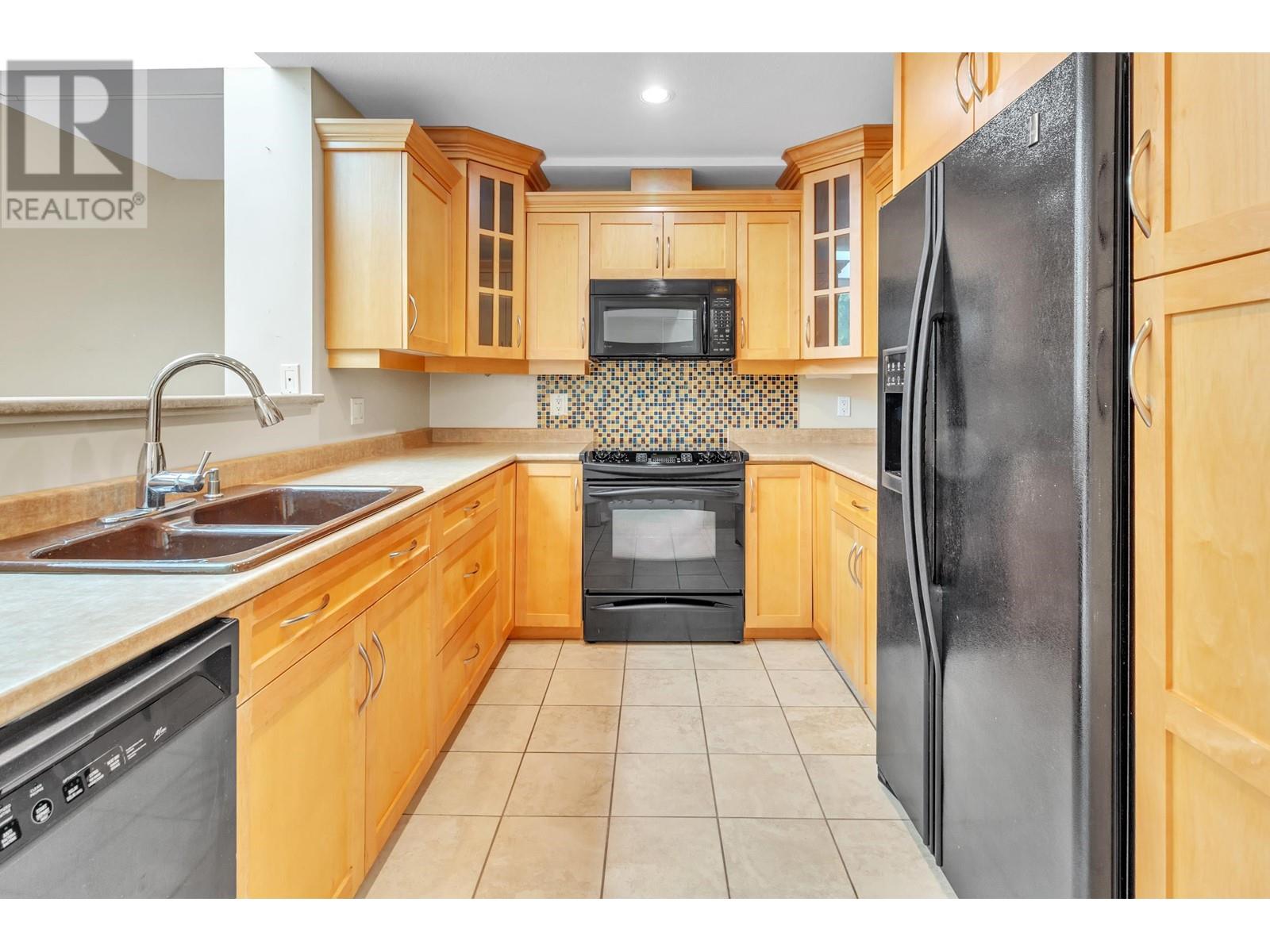 20 3980 Canada Way, Burnaby, British Columbia  V5G 1G7 - Photo 4 - R2938065