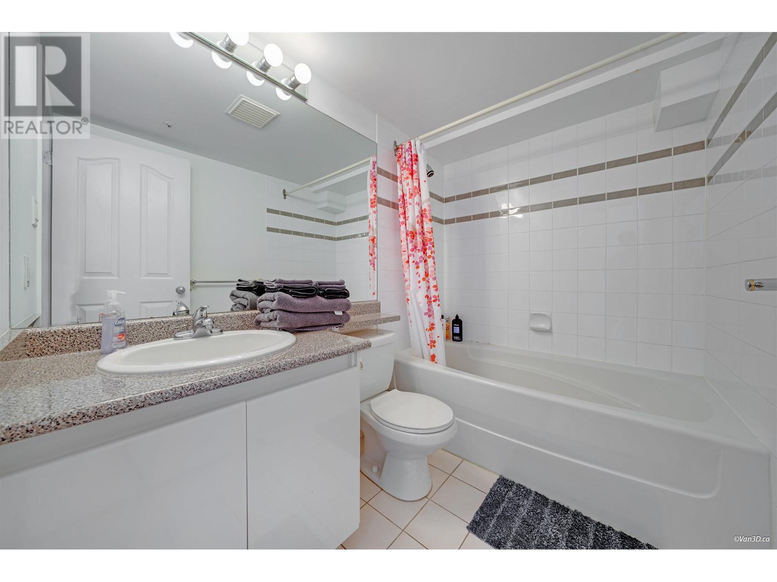 Listing Picture 11 of 20 : 615 555 ABBOTT STREET, Vancouver / 溫哥華 - 魯藝地產 Yvonne Lu Group - MLS Medallion Club Member