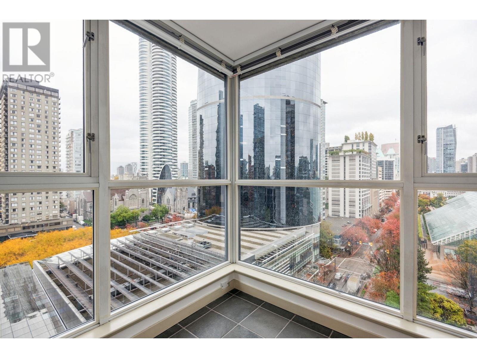 1605 1068 Hornby Street, Vancouver, British Columbia  V6Z 1V6 - Photo 1 - R2938076