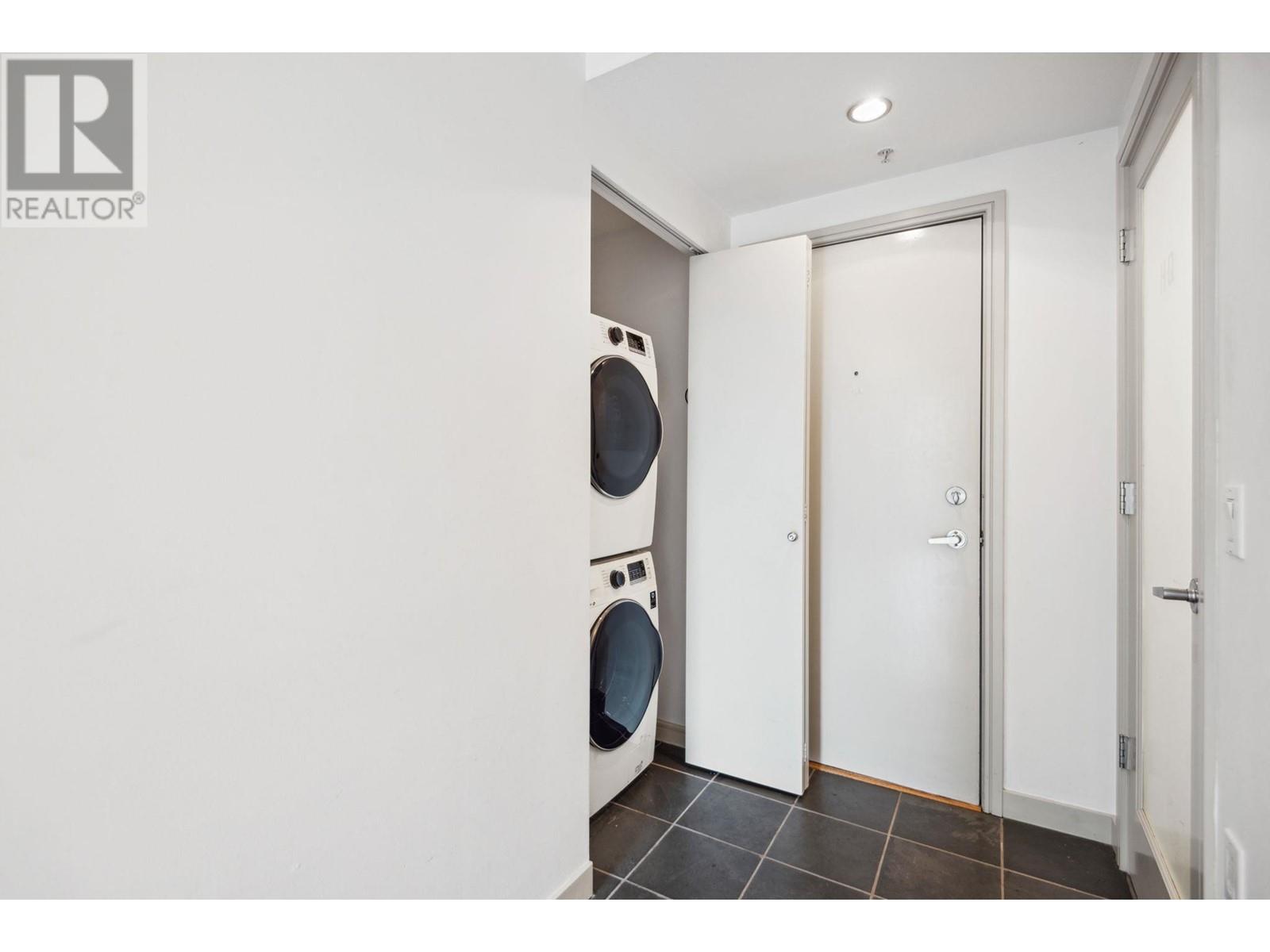 1605 1068 Hornby Street, Vancouver, British Columbia  V6Z 1V6 - Photo 14 - R2938076