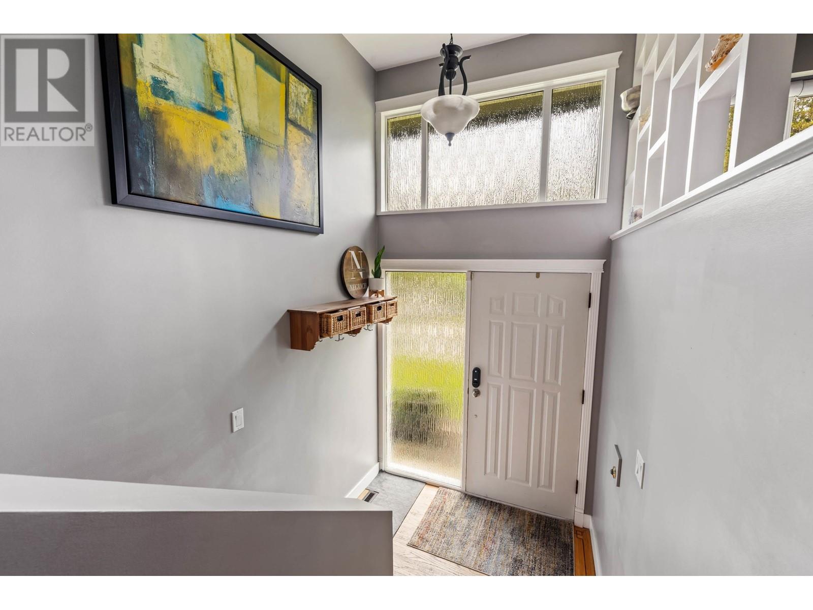 2630 Noel Drive, Burnaby, British Columbia  V3J 1J3 - Photo 6 - R2938064
