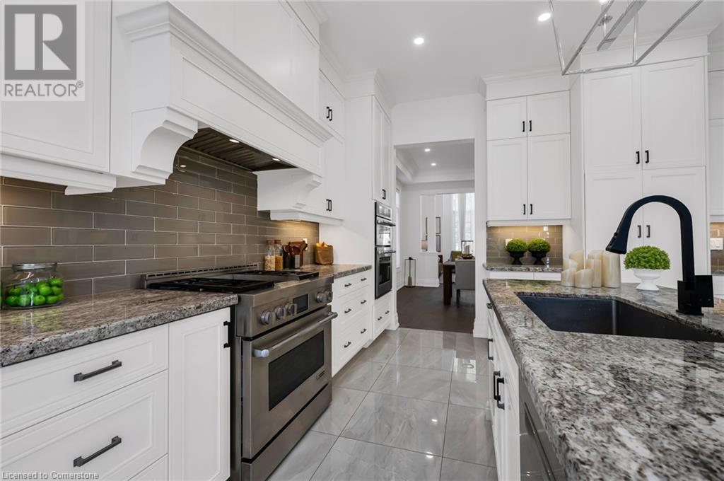 18 Legacy Lane, Hamilton, Ontario  L9G 0G2 - Photo 8 - 40666951