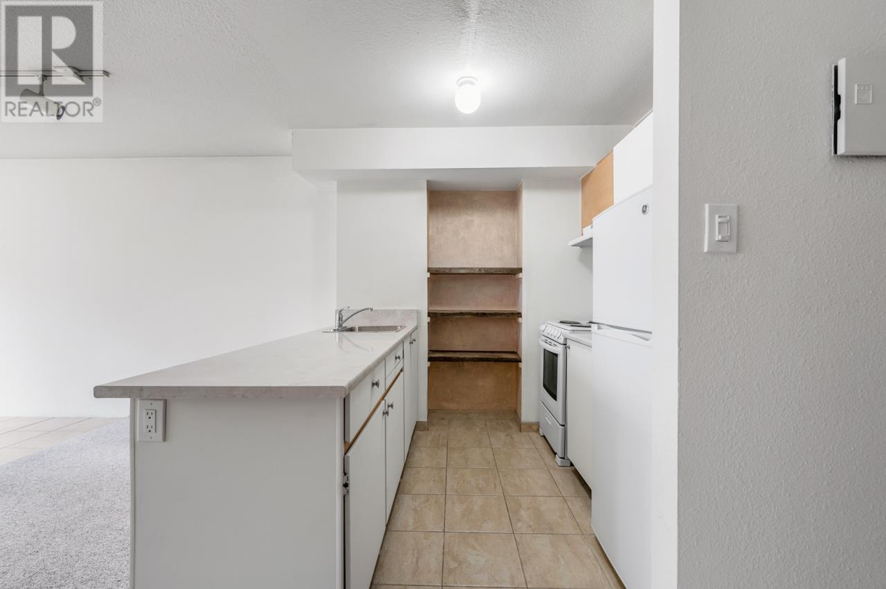 213 1330 Burrard Street, Vancouver, British Columbia  V6Z 2B8 - Photo 8 - R2938053