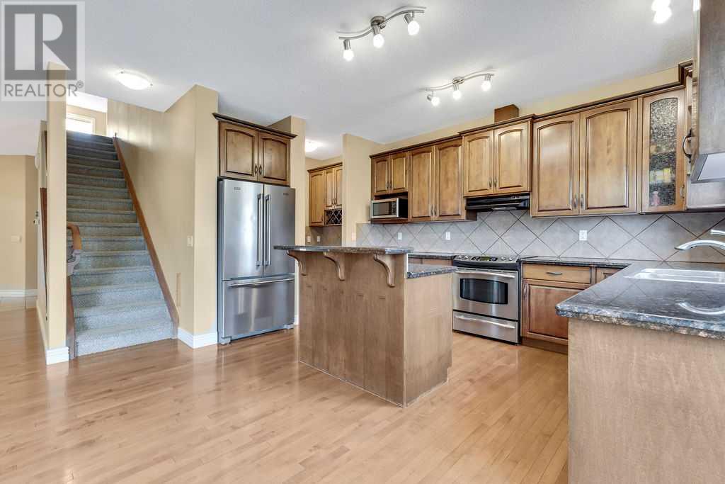 75, 39 Strathlea Common Sw, Calgary, Alberta  T3H 5P8 - Photo 2 - A2173730