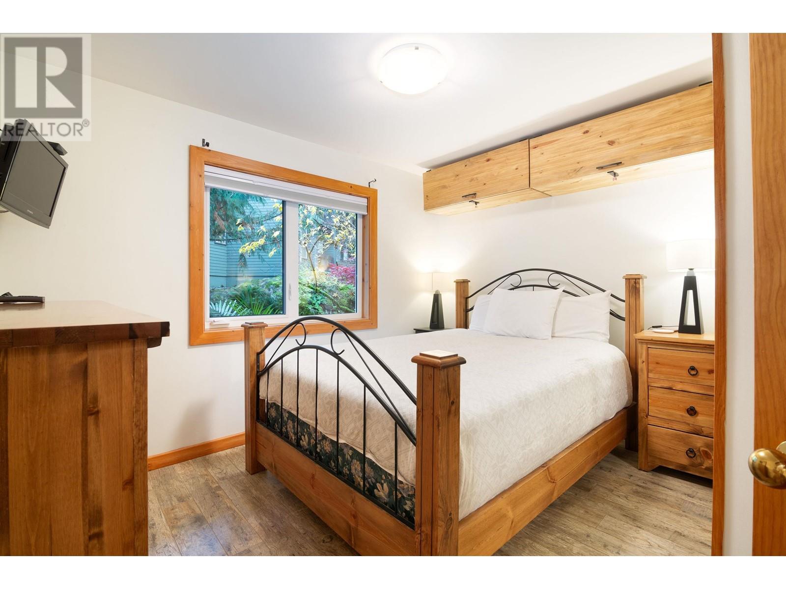 9 2217 Marmot Place, Whistler, British Columbia  V8E 0B4 - Photo 8 - R2937492