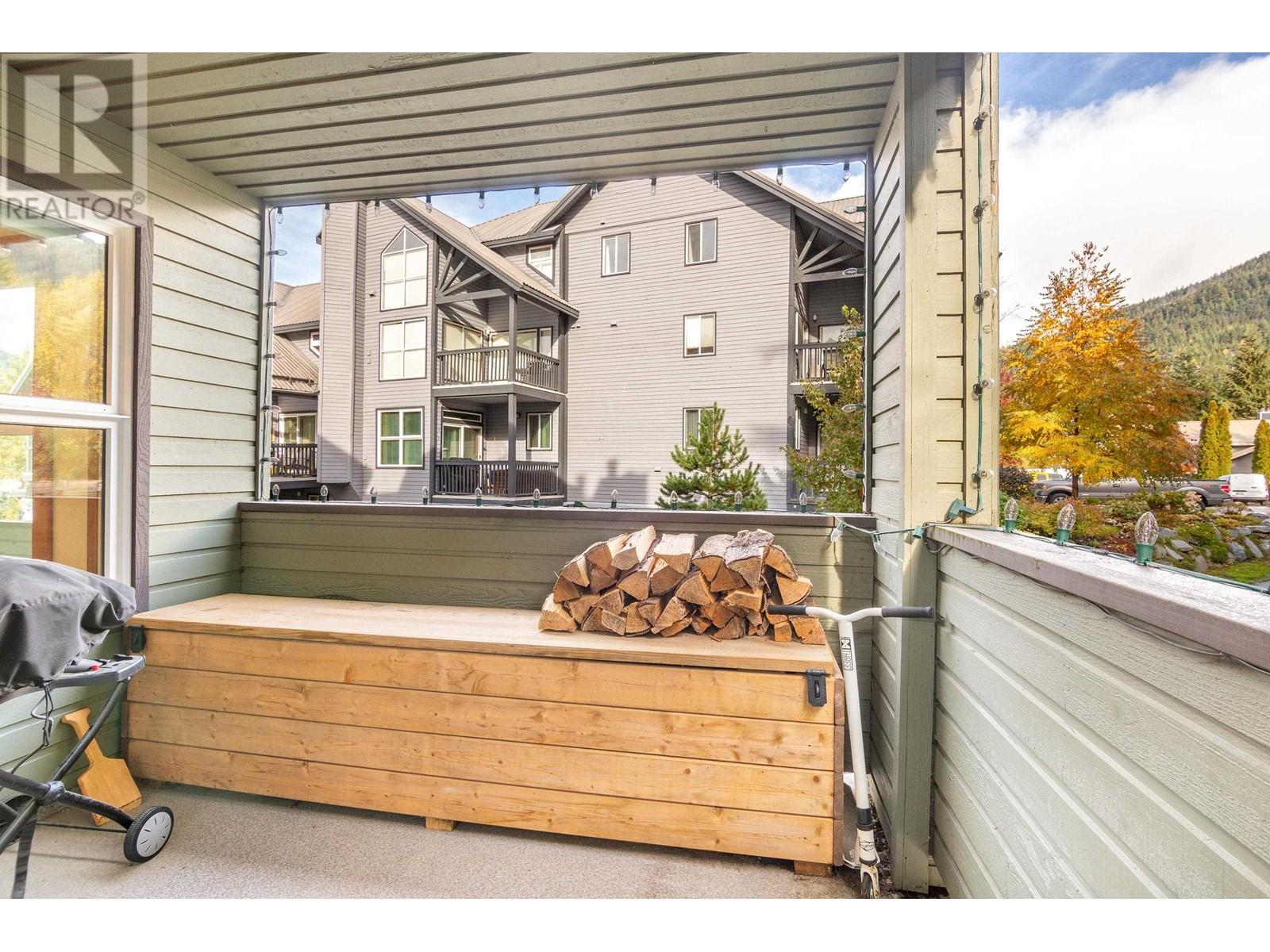 9 2217 Marmot Place, Whistler, British Columbia  V8E 0B4 - Photo 7 - R2937492