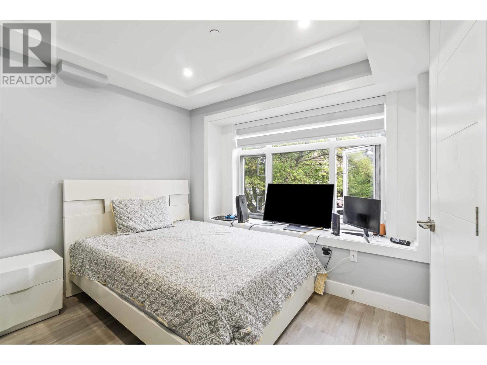 4841 Dumfries Street, Vancouver, British Columbia  V5N 3T8 - Photo 7 - R2937882