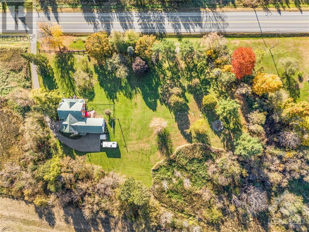 2745 CASSBURN ROAD Vankleek Hill