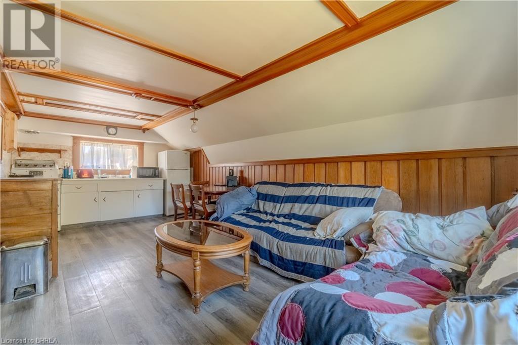 6 Patricia Street, Brantford, Ontario  N3T 1W5 - Photo 8 - 40659445