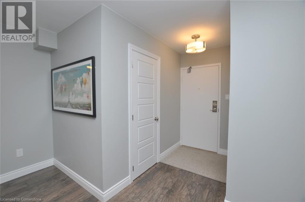 301 Frances Avenue Unit# 1709, Stoney Creek, Ontario  L8E 3W6 - Photo 5 - 40667277