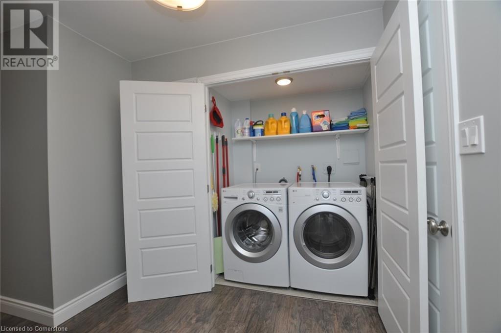 301 Frances Avenue Unit# 1709, Stoney Creek, Ontario  L8E 3W6 - Photo 6 - 40667277