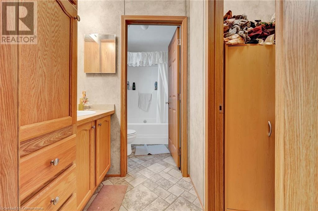 14 Elm St PrivatePuslinch, Ontario  N0B 2K0 - Photo 10 - 40666819