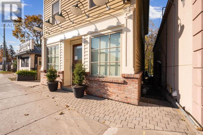15120 Yonge Street, Aurora (Aurora Village), Ontario  L4G 1M2 - Photo 3 - N9506865