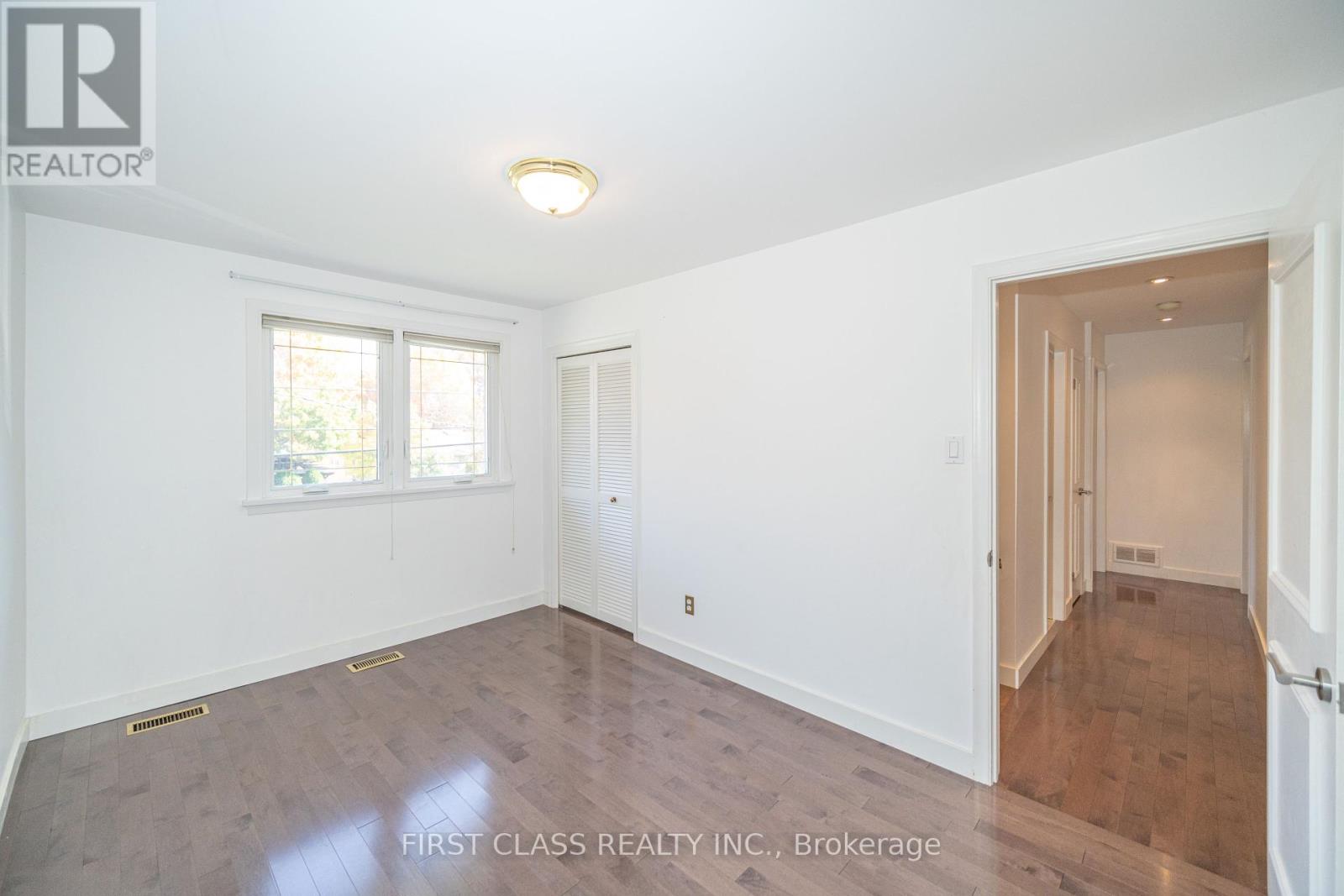 92 Page Avenue, Toronto, Ontario  M2K 2B7 - Photo 27 - C9372783