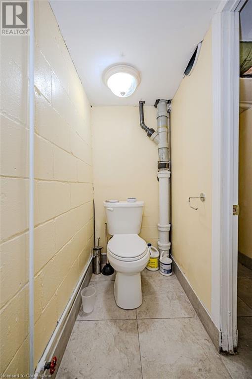 1353 Main Street E Unit# 1Hamilton, Ontario  L8K 1B6 - Photo 11 - 40666674