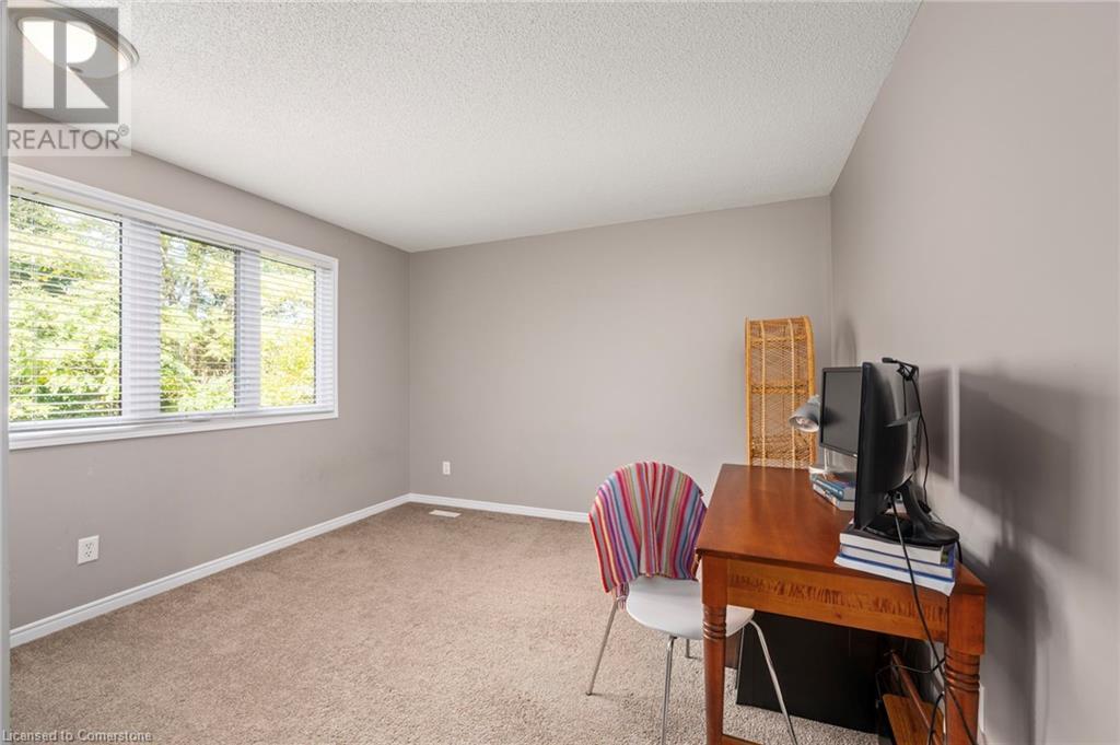 Photo 17 of 27 for 67 Robinson Lane