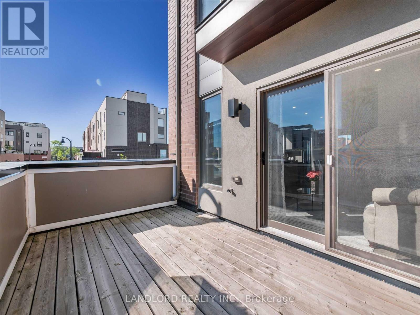 147 Stanley Greene Boulevard, Toronto, Ontario  M3K 0A5 - Photo 6 - W9507060