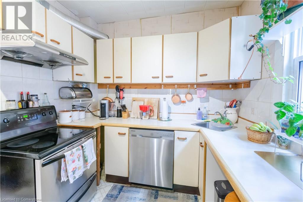 24 Burris Street, Hamilton, Ontario  L8M 2J2 - Photo 18 - 40667991