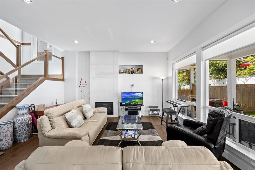16789 17a Avenue, Surrey, British Columbia  V3Z 0B4 - Photo 6 - R2937846