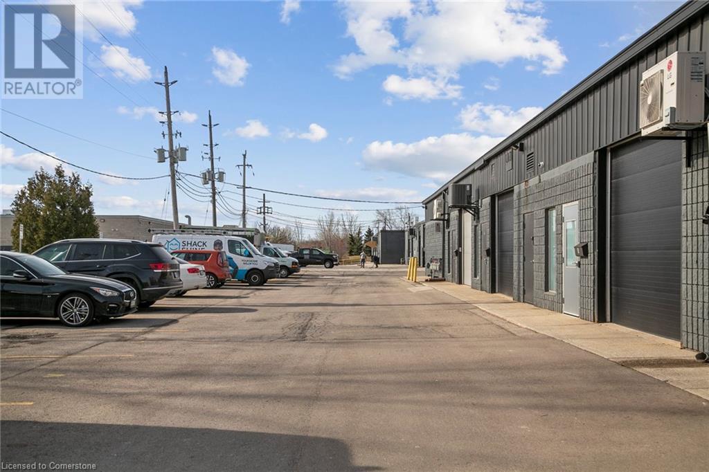 1153 Pioneer Road Unit# B2-J, Burlington, Ontario  L7M 1K5 - Photo 3 - 40663901