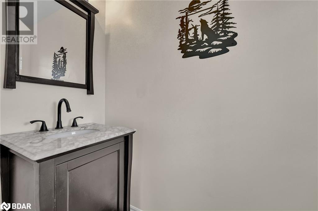 34 Quigley Street, Angus, Ontario  L3W 0P3 - Photo 14 - 40665200