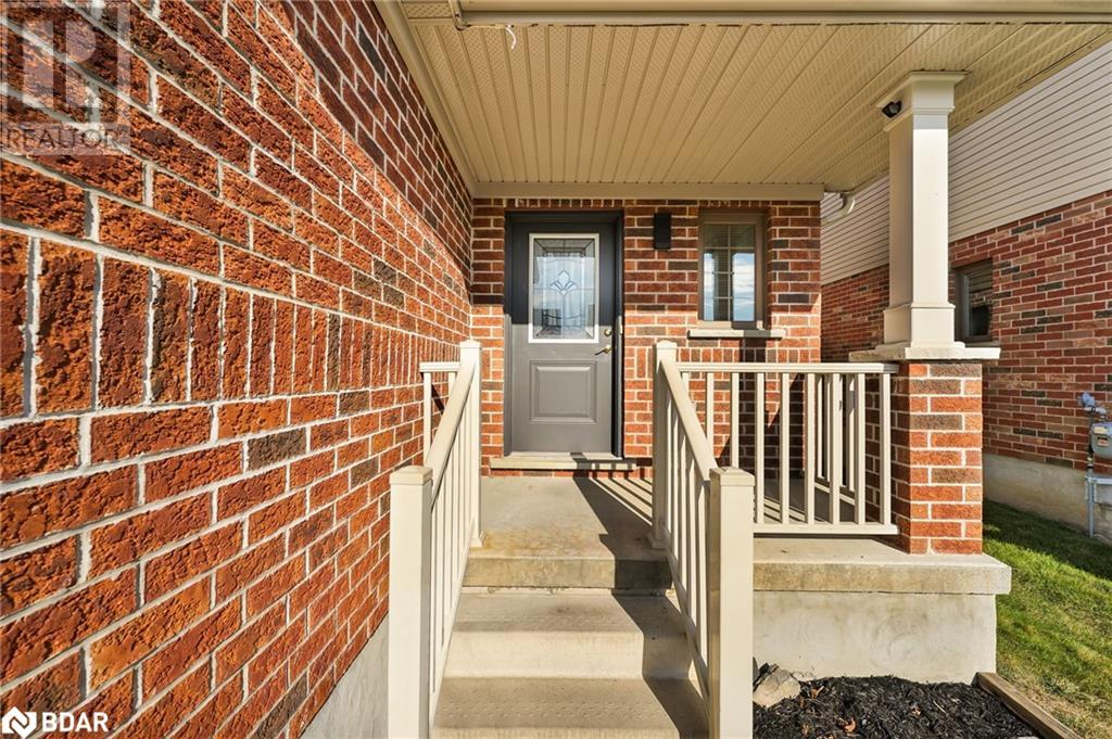 34 Quigley Street, Angus, Ontario  L3W 0P3 - Photo 4 - 40665200