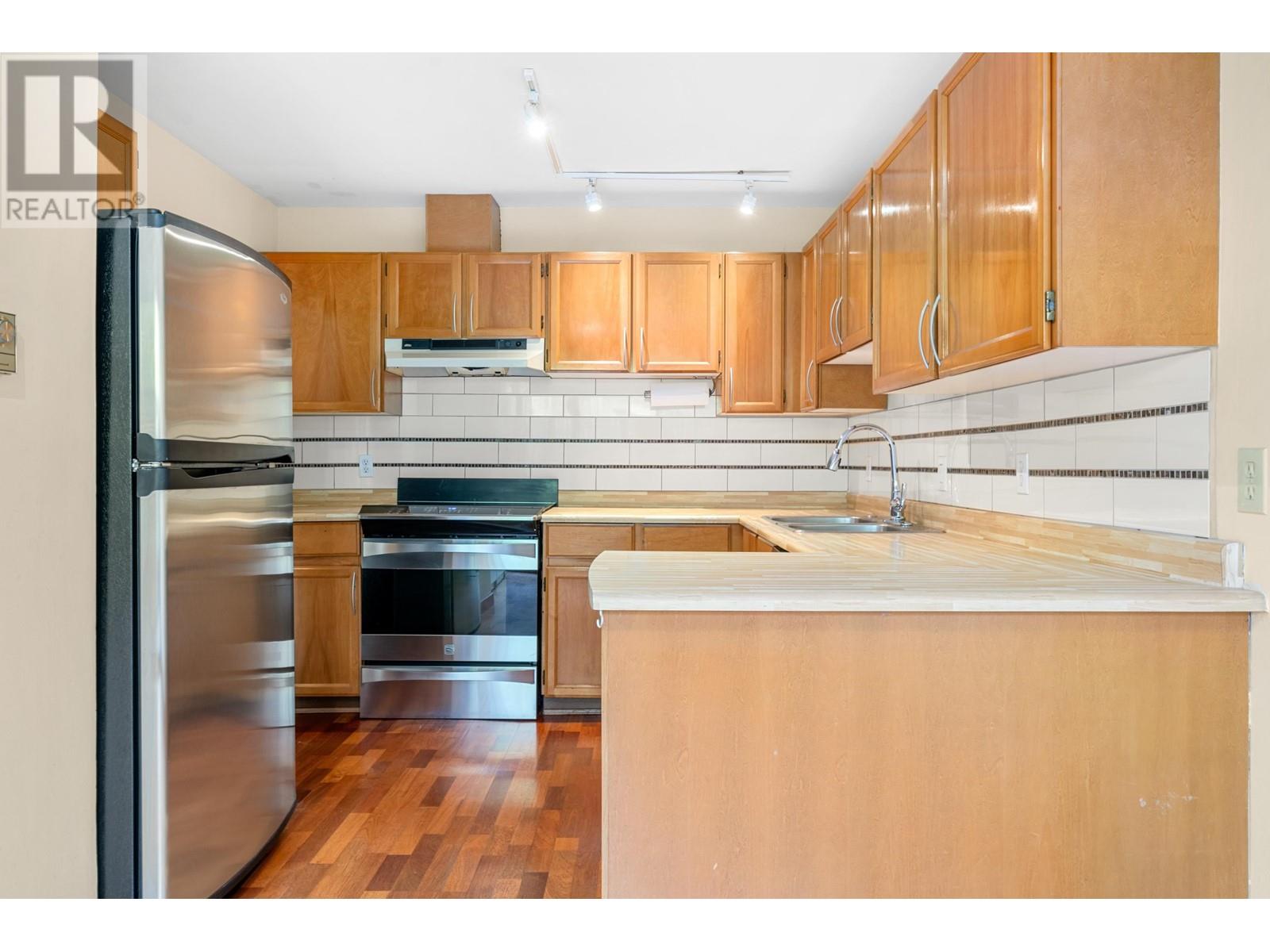 7 225 W 15th Street, North Vancouver, British Columbia  V7M 1S3 - Photo 6 - R2938137
