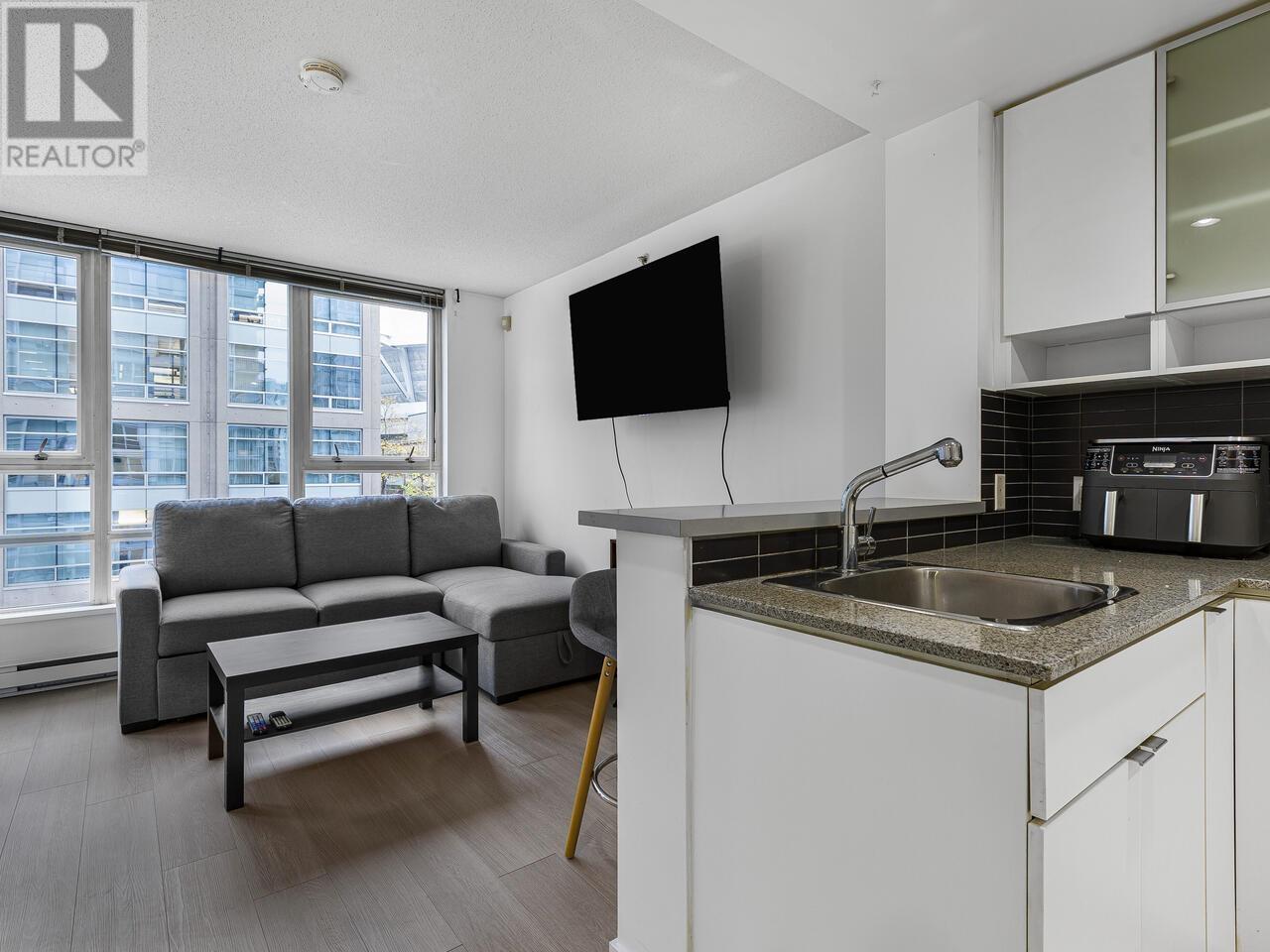 806 928 Beatty Street, Vancouver, British Columbia  V6Z 3G6 - Photo 6 - R2938146