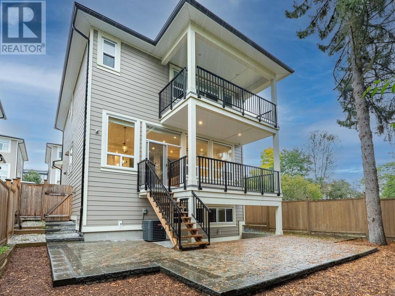 104 824 Edgar Avenue, Coquitlam, British Columbia  V3K 2J8 - Photo 3 - R2938159