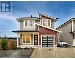 104 824 EDGAR AVENUE, Coquitlam, British Columbia