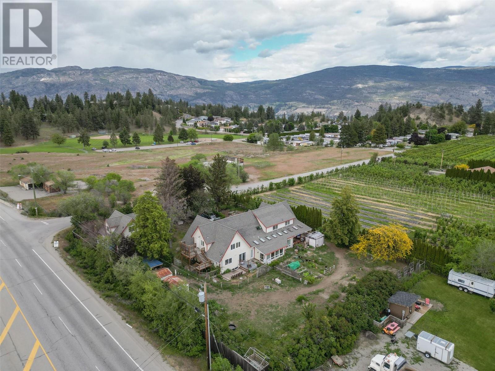 9509 Steuart Street, Summerland, British Columbia  V0H 1Z6 - Photo 1 - 10315585