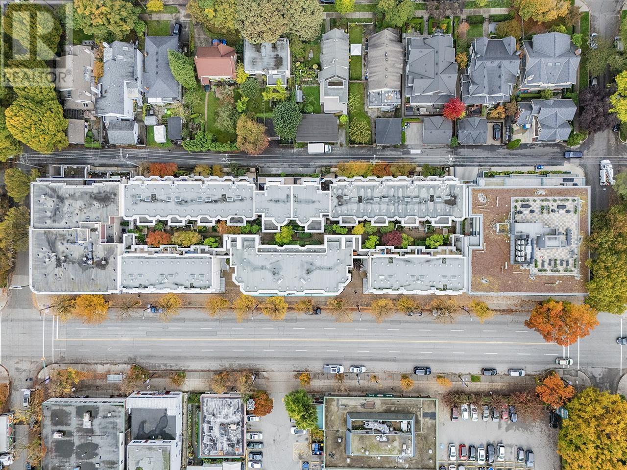 Listing Picture 30 of 31 : 216 2545 W BROADWAY, Vancouver / 溫哥華 - 魯藝地產 Yvonne Lu Group - MLS Medallion Club Member