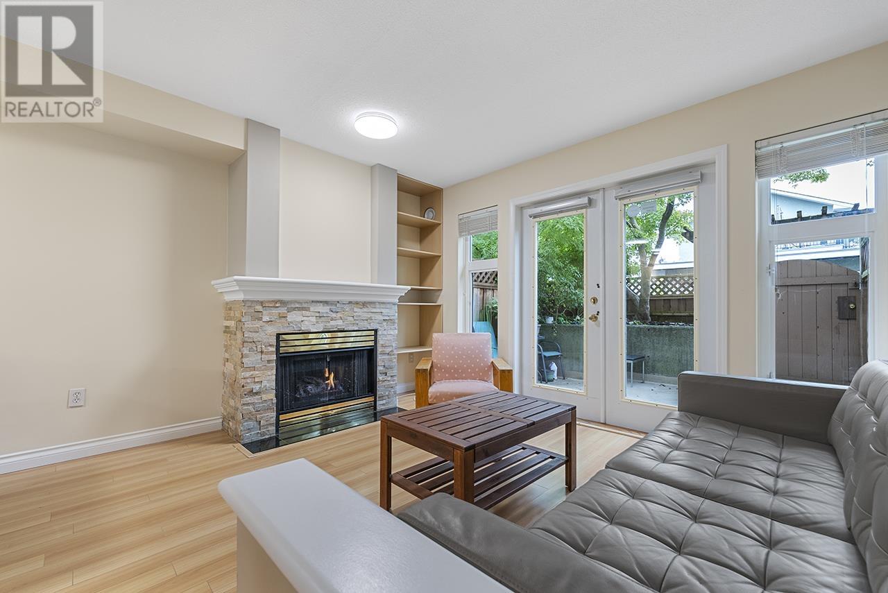 Listing Picture 12 of 31 : 216 2545 W BROADWAY, Vancouver / 溫哥華 - 魯藝地產 Yvonne Lu Group - MLS Medallion Club Member