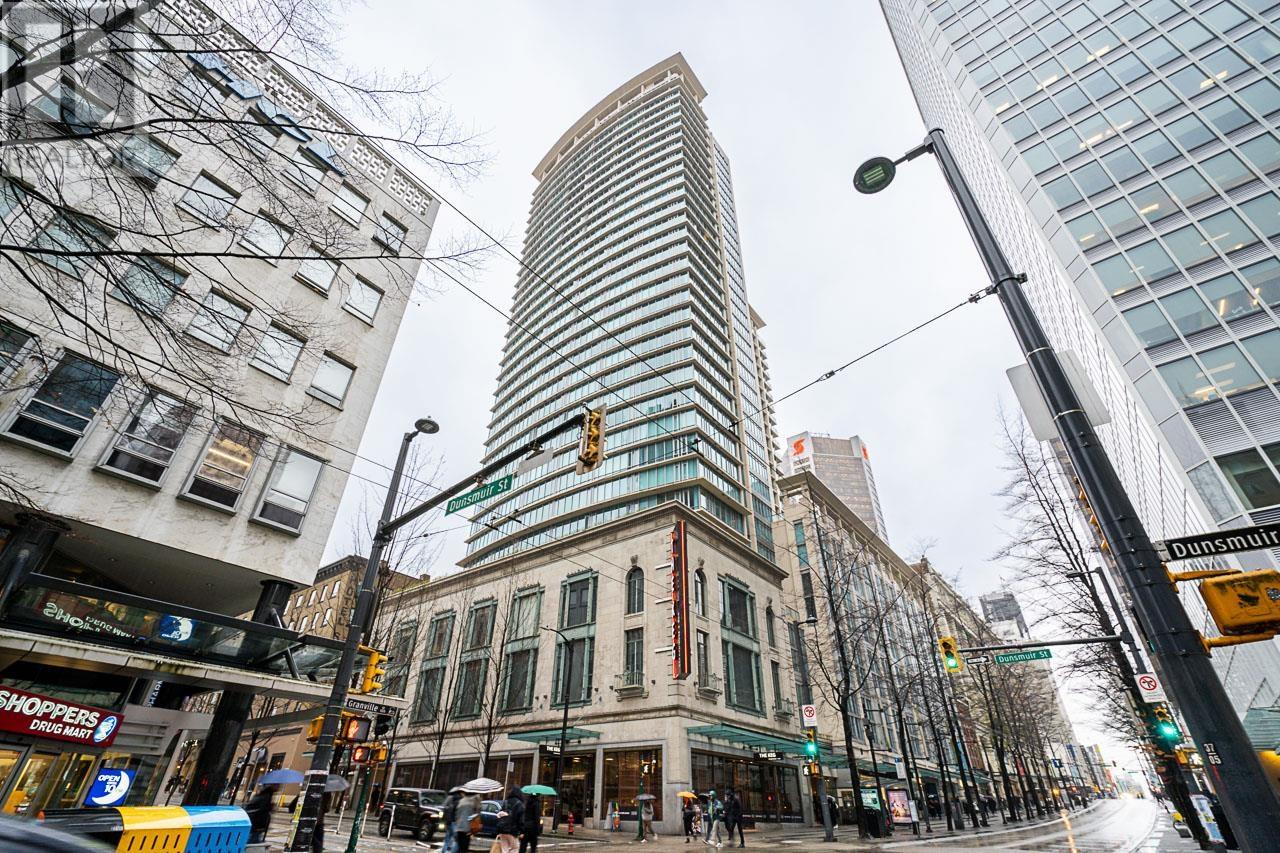 916 610 Granville Street, Vancouver, British Columbia  V6C 3T3 - Photo 2 - R2932096