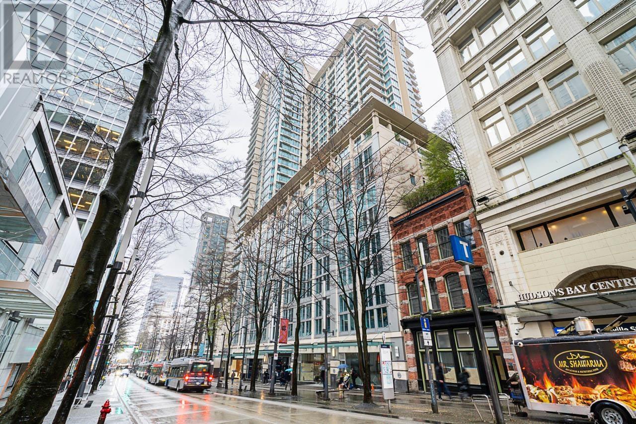 916 610 Granville Street, Vancouver, British Columbia  V6C 3T3 - Photo 3 - R2932096